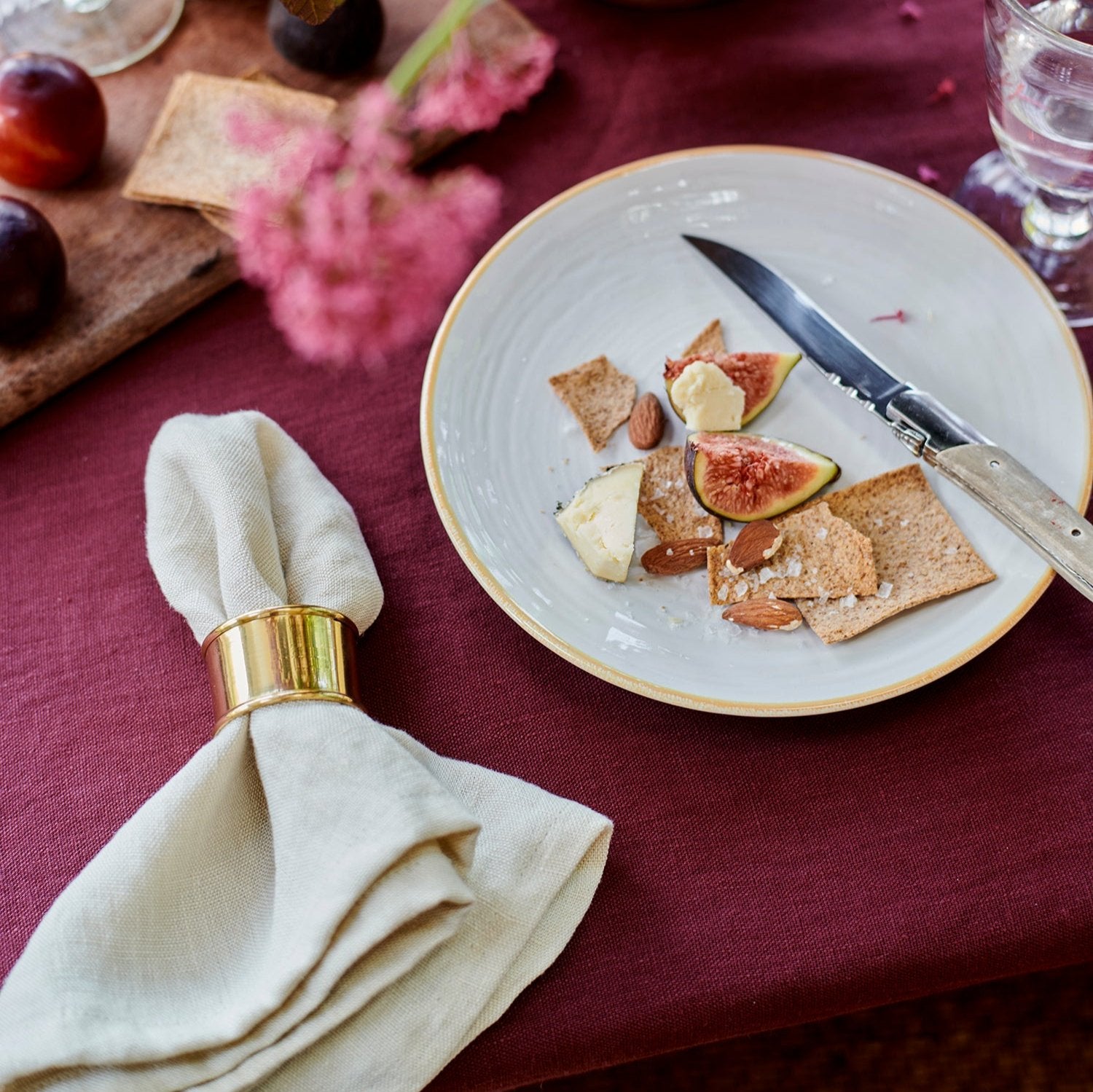 Linen Napkins Stone (set of 4)